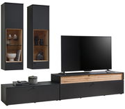 Moderne Wandkombination Venjakob LUMEA in schwarzem Design mit Holzdetails, bestehend aus zwei hohen Schränken und einem TV-Board, frontal abgebildet.