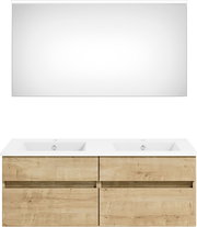 Frontansicht einer modernen Badkombination mit zwei Waschbecken und einem großen Spiegel, Holzoptik.