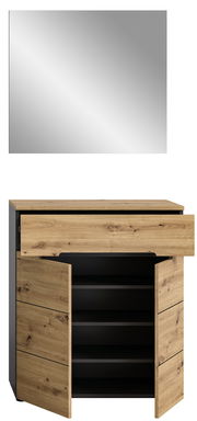 Frontansicht einer Garderobenkombination mit Holzoptik und Spiegel, bestehend aus einem Schrank mit offenen Türen und mehreren Regalböden.