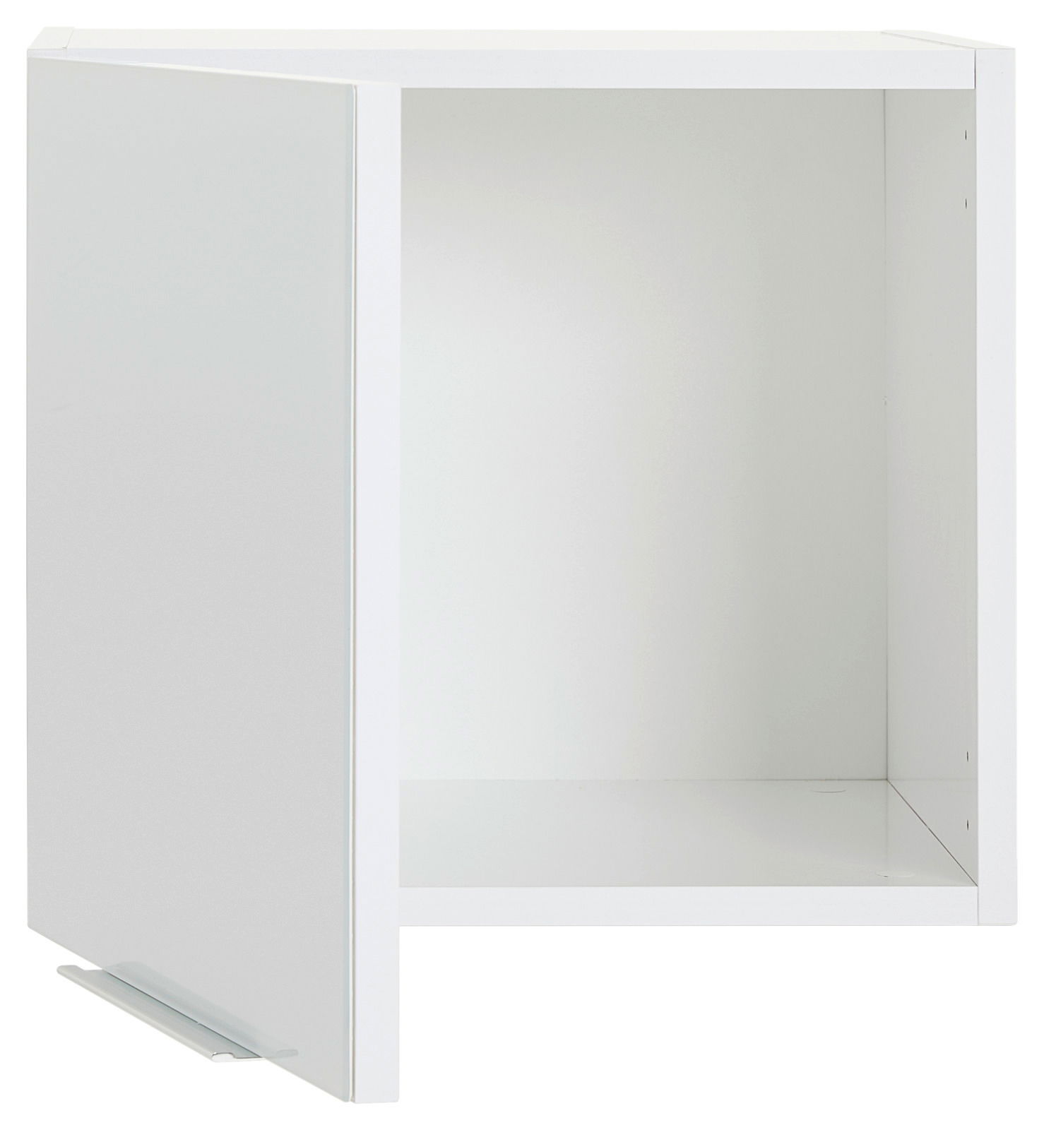 Weißer Aufsatzschrank mit einer Tür, leicht geöffnet, Perspektive von vorne.