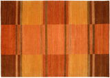 Wollteppich in warmen Orange- und Brauntönen mit Streifenmuster, Draufsicht
