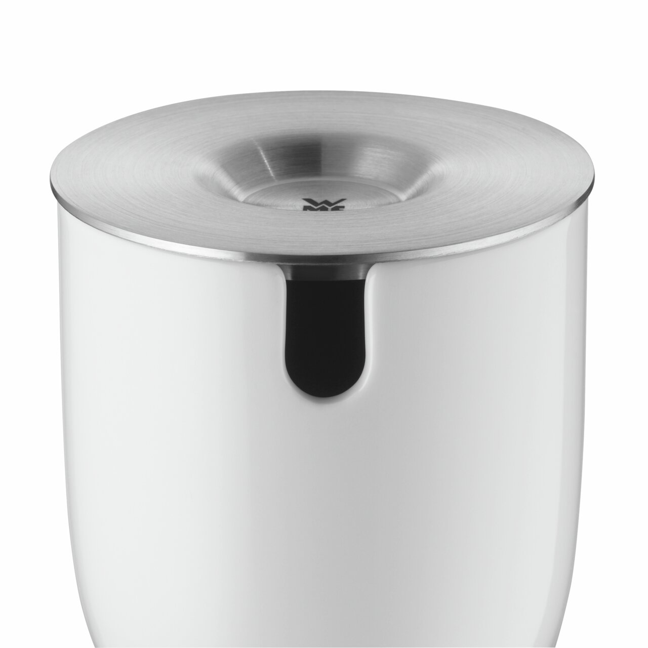 Close-up van een elegante, witte WMF Barista-melk- en suikerpot met roestvrijstalen deksel, gezien vanaf de voorkant.
