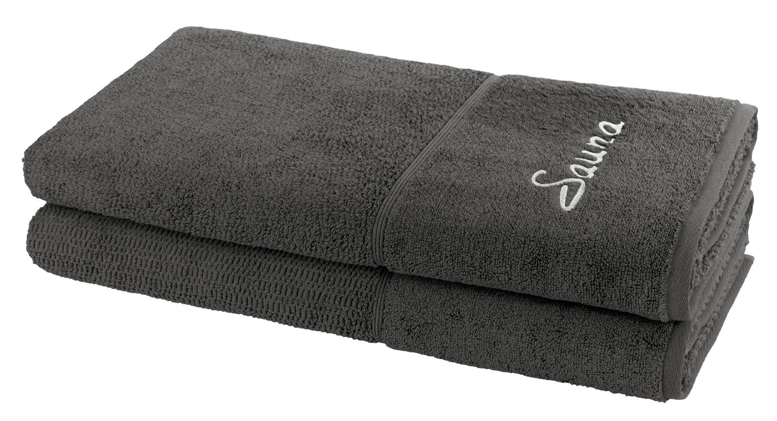 Zwei graue Saunatücher im Set, gestapelt, mit gesticktem 'Sauna'-Schriftzug, seitliche Perspektive