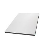 EaZzzy Topper Classic 140x200 cm in schräger Perspektive, weiße Oberfläche mit schwarzem Rand