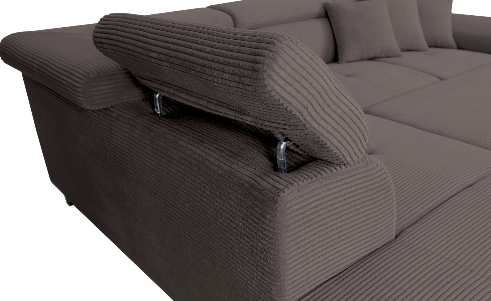 Nahaufnahme einer braunen Rundecke mit verstellbarer Kopfstütze und geripptem Stoffbezug, seitliche Perspektive.