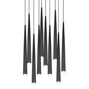 Moderne Pendelleuchte mit mehreren schwarzen, konischen Lampenschirmen, von unten betrachtet.