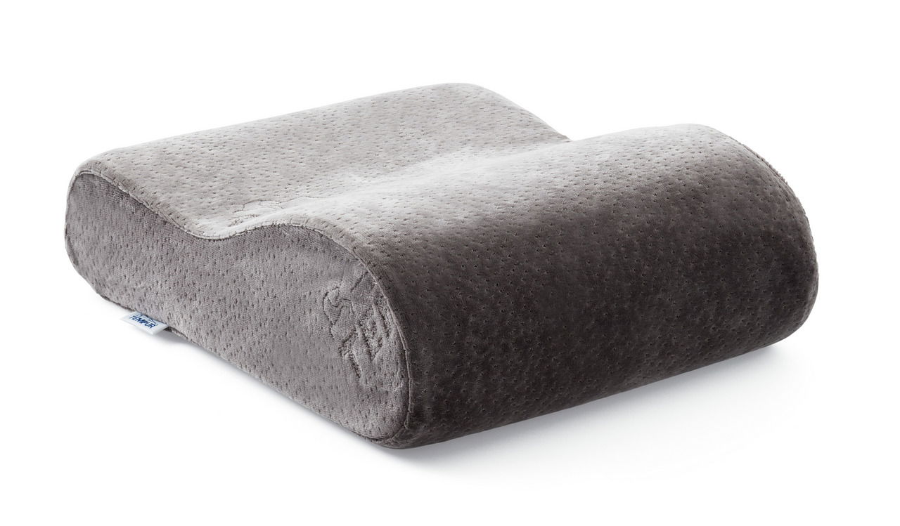 Tempur Reisekissen in seitlicher Perspektive, graue Farbe, ergonomische Form