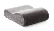 Tempur Reisekissen in seitlicher Perspektive, graue Farbe, ergonomische Form