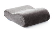 Tempur Reisekissen in seitlicher Perspektive, graue Farbe, ergonomische Form