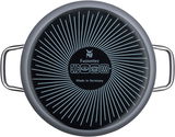 Topf aus der Vogelperspektive mit Fusiontec-Boden, geeignet für alle Herdarten, Made in Germany.