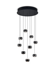 Moderne hanglamp CANNON met meerdere zwarte lampenkappen, hangend aan het plafond, zijaanzicht.