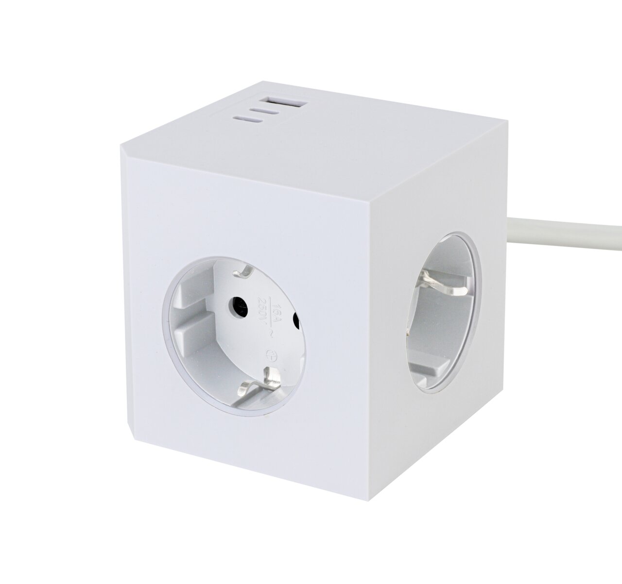 Weißer Steckdosenwürfel mit mehreren Steckplätzen und USB-Anschlüssen, seitliche Perspektive