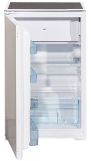 Offener Kühlschrank mit Gefrierfach, Ansicht von vorne