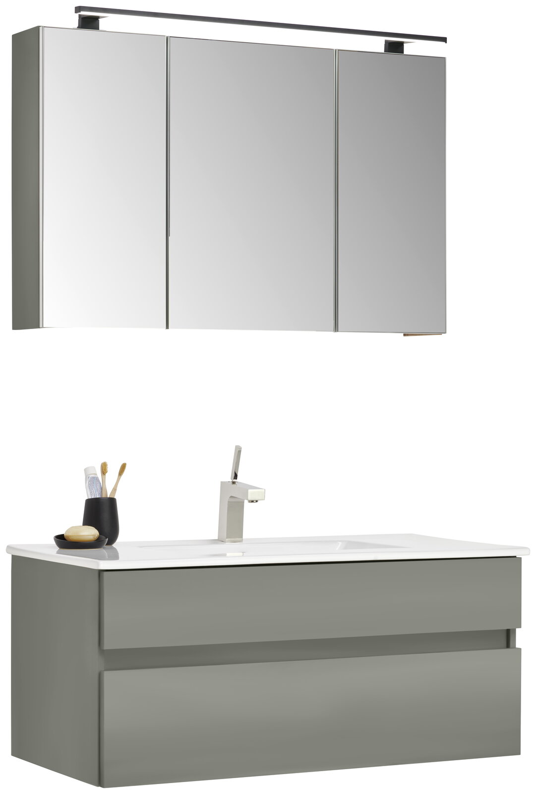 Moderner Badblock mit grauem Unterschrank und Spiegelschrank, seitliche Perspektive