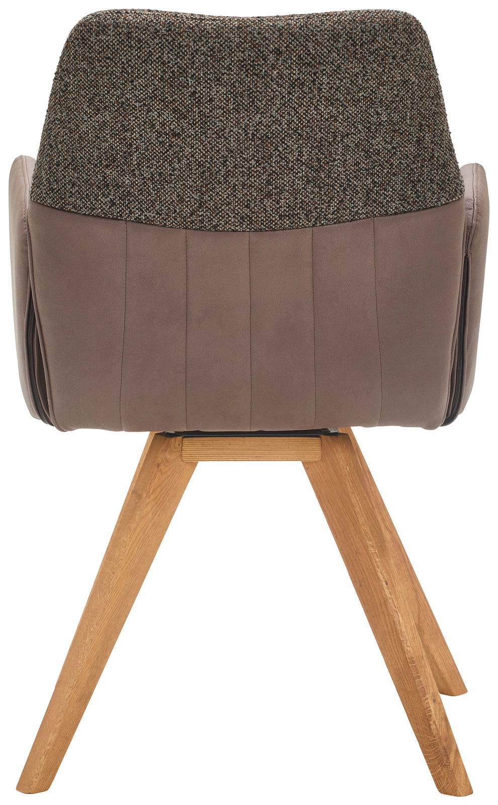 Rückansicht eines Armlehnstuhls mit braunem Stoffbezug und hölzernen Beinen