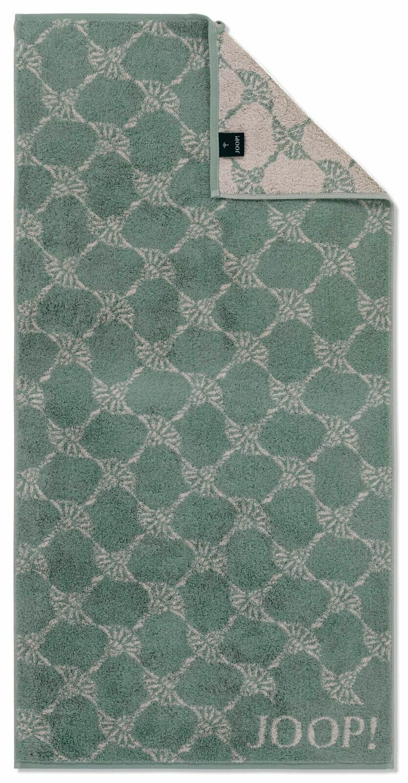 JOOP! Handtuch CORNFLOWER Grünes Handtuch mit geometrischem Muster und JOOP!-Logo, aus der Vogelperspektive fotografiert.