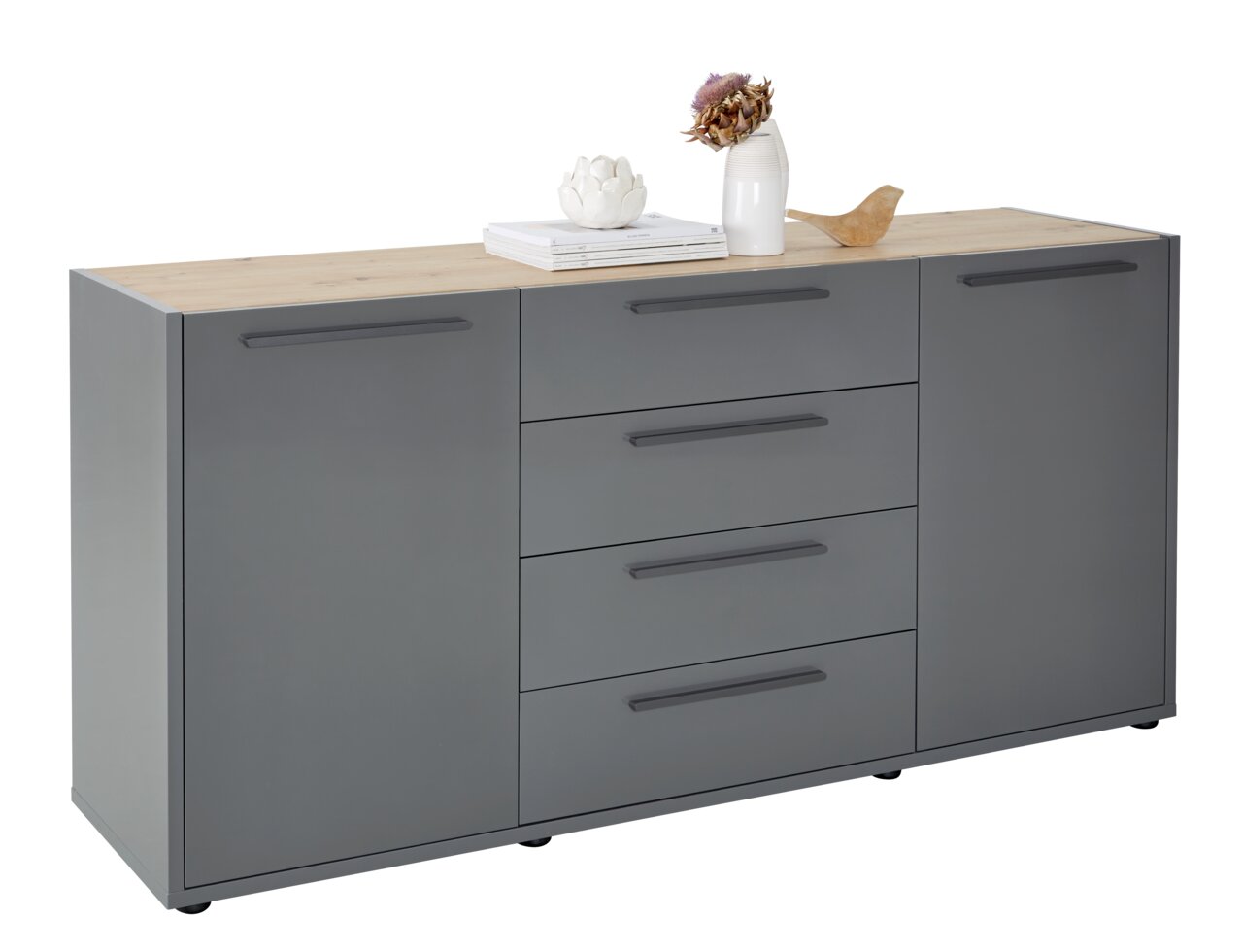 Graues Sideboard mit Holzplatte, zwei Türen und vier Schubladen, dekoriert mit einer Vase und Büchern, seitliche Perspektive