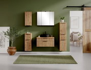 Modernes Waschtisch-Set 80 cm in einem stilvollen Badezimmer mit grüner Wand, Holzschränken und schwarzem Waschbecken, aus frontaler Perspektive betrachtet.