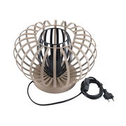 Moderne Tischleuchte mit kugelförmigem, offenen Design aus beigen Streben und schwarzem Kabel, Ansicht von oben.