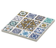 Untersetzer MARRAKESCH Raute mit buntem Mosaikmuster, seitliche Perspektive