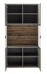 Frontansicht der Zurbrüggen Kombi-Vitrine LÜTTICH mit offenen Türen, zeigt mehrere Fächer und eine Holzrückwand.