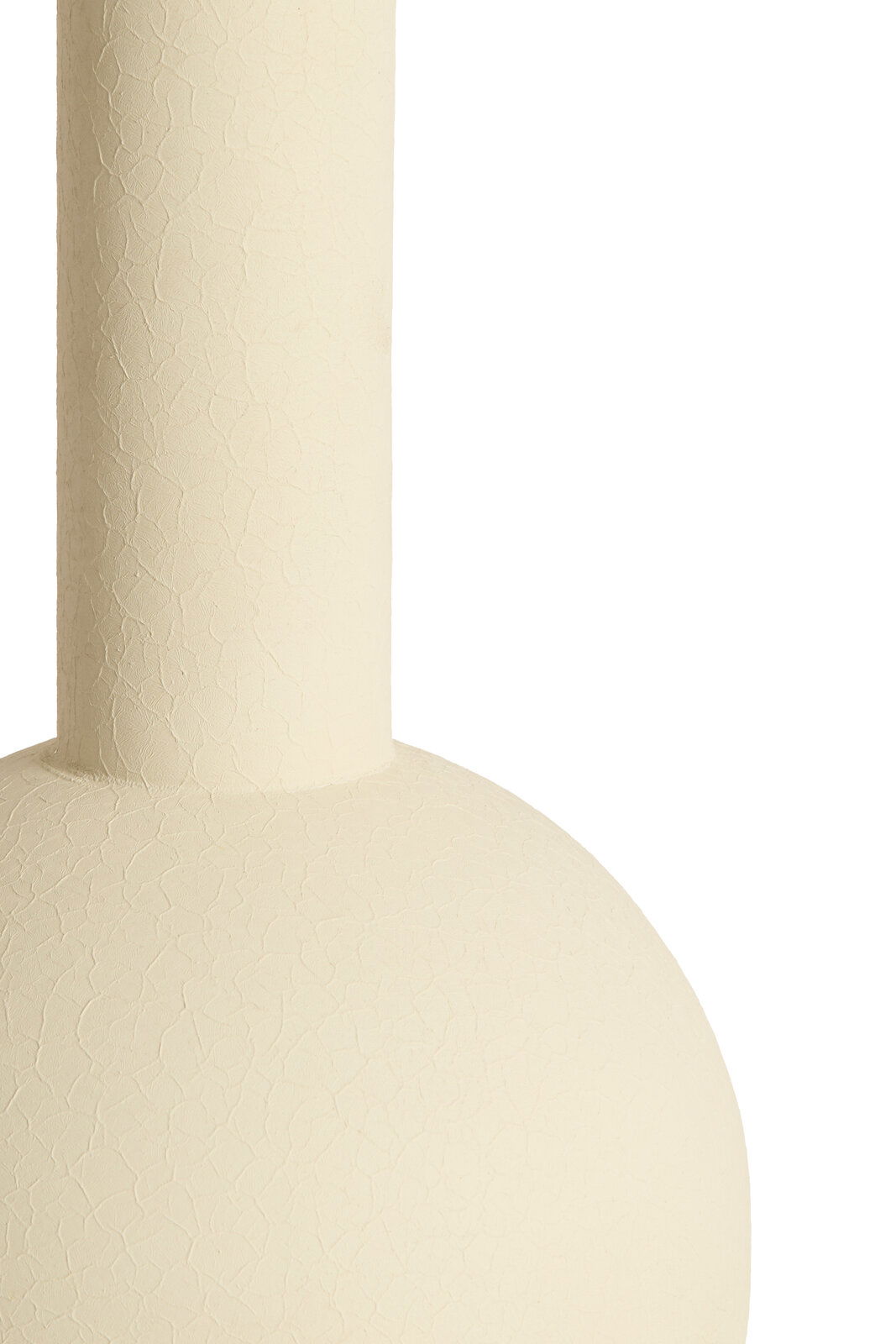 Nahaufnahme eines cremefarbenen Lampenfußes mit strukturierter Oberfläche, seitliche Perspektive.