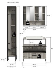 Badkombination bestehend aus einem hohen Schrank, einem Spiegelschrank und einem Waschtisch mit Waschbecken, frontal abgebildet. Maße: ca. 125 x 192 x 48 cm.
