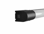 Nahaufnahme der Wandleuchte Piera mit schwarzem Schalter an der Seite