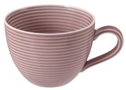 Rosa Kaffeetasse mit horizontalen Rillen, seitliche Perspektive