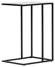 Moderner Beistelltisch mit schwarzem Metallrahmen und Glasplatte, seitliche Perspektive