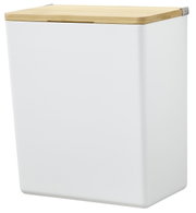 Weiße Aufbewahrungsbox mit Holzdeckel, seitliche Perspektive