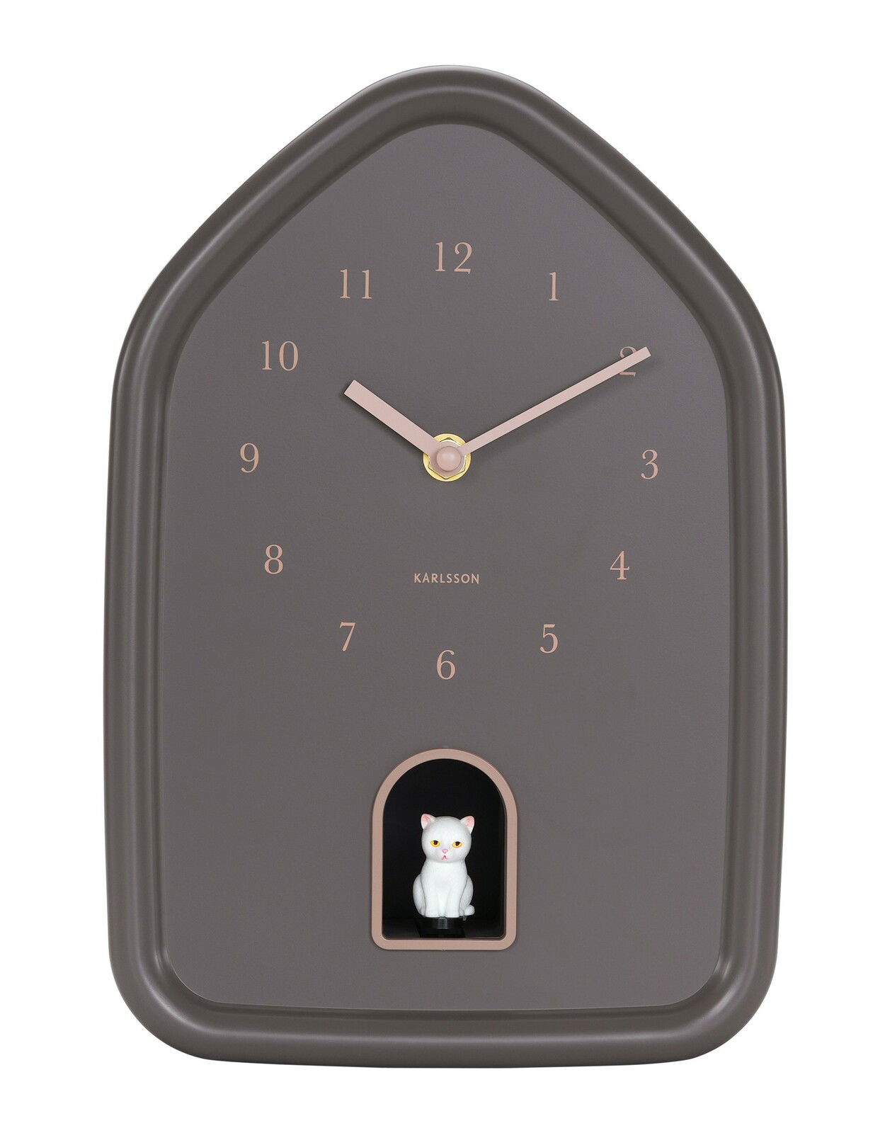 Moderne Wanduhr in Hausform mit grauem Zifferblatt und goldenen Zeigern, inklusive einer kleinen weißen Katze in einer Öffnung unten. Frontalansicht.