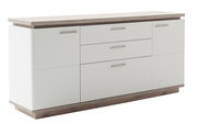 Modernes Sideboard in Weiß mit Holzdetails, seitliche Perspektive