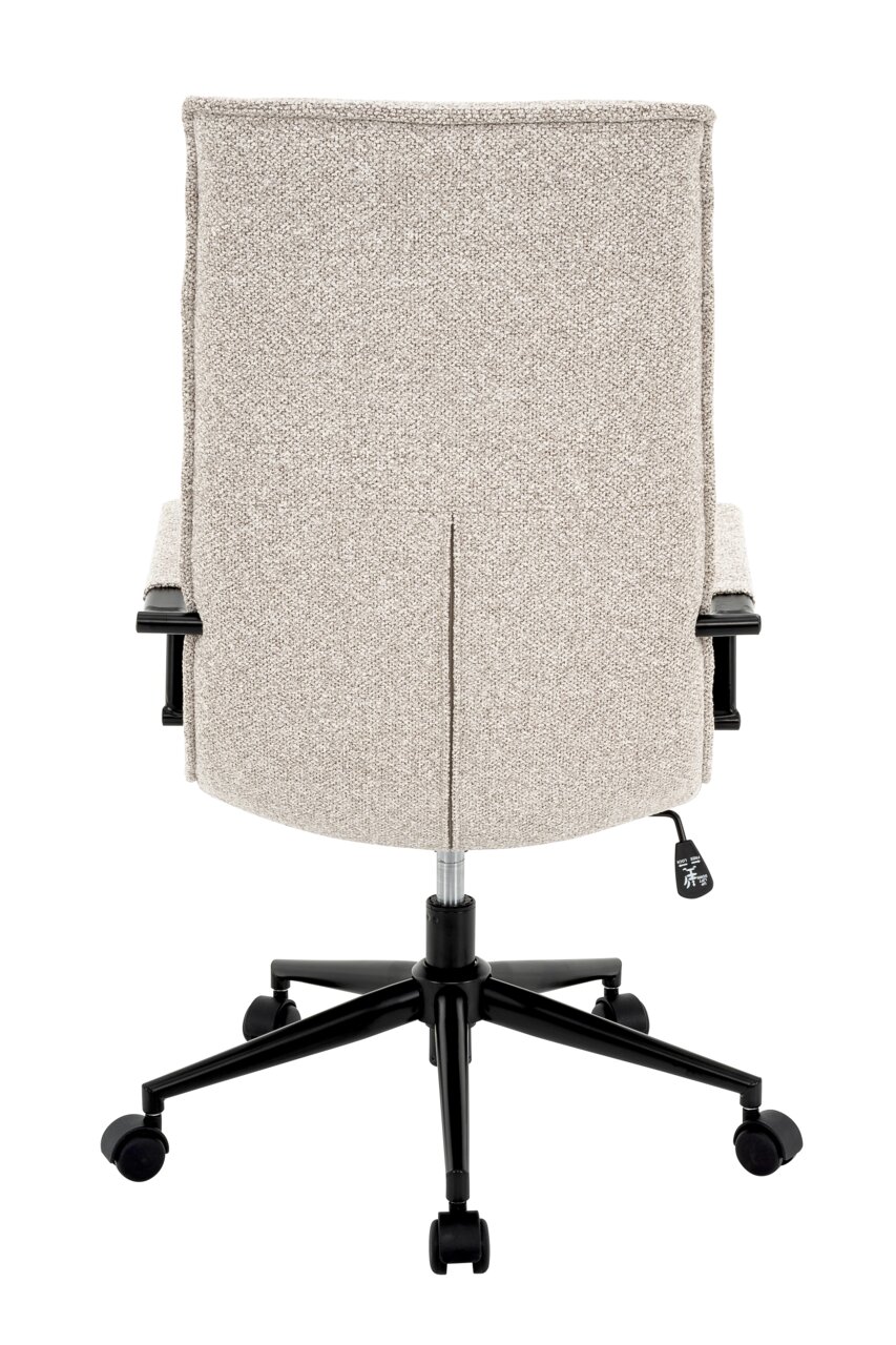 Rückansicht eines beigen Drehstuhls mit schwarzem Fußkreuz und Rollen