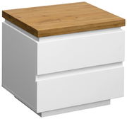 Moderne Nachtkommode mit weißem Korpus und Holzoberfläche, perspektivisch von vorne links fotografiert.