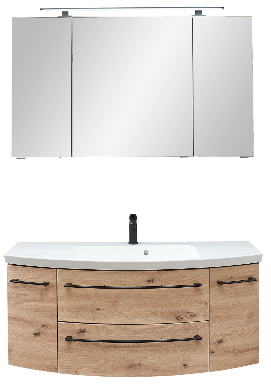 Frontale Ansicht einer dreiteiligen Badkombination mit Spiegelschrank und Waschtisch in Holzoptik.