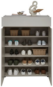 Schuhschrank mit offenen Türen, gefüllt mit verschiedenen Schuhen und dekorativen Elementen auf der Oberseite, Frontalansicht.