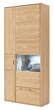 Vitrine aus hellem Holz mit Glaseinsatz, seitliche Perspektive