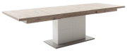 Moderne eettafel met houtlook en stevige middenpoot, zijaanzicht