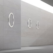 Moderne Deckenleuchte PURE-LINES von Paul Neuhaus, ovale Form, an einer Wand montiert, seitliche Perspektive