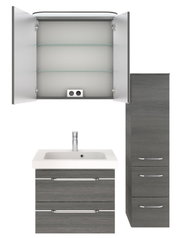 Badezimmermöbel-Set bestehend aus einem Waschbeckenunterschrank mit zwei Schubladen, einem hohen Schrank mit drei Fächern und einem Spiegelschrank mit zwei Türen und Glasböden, aus der Frontansicht.