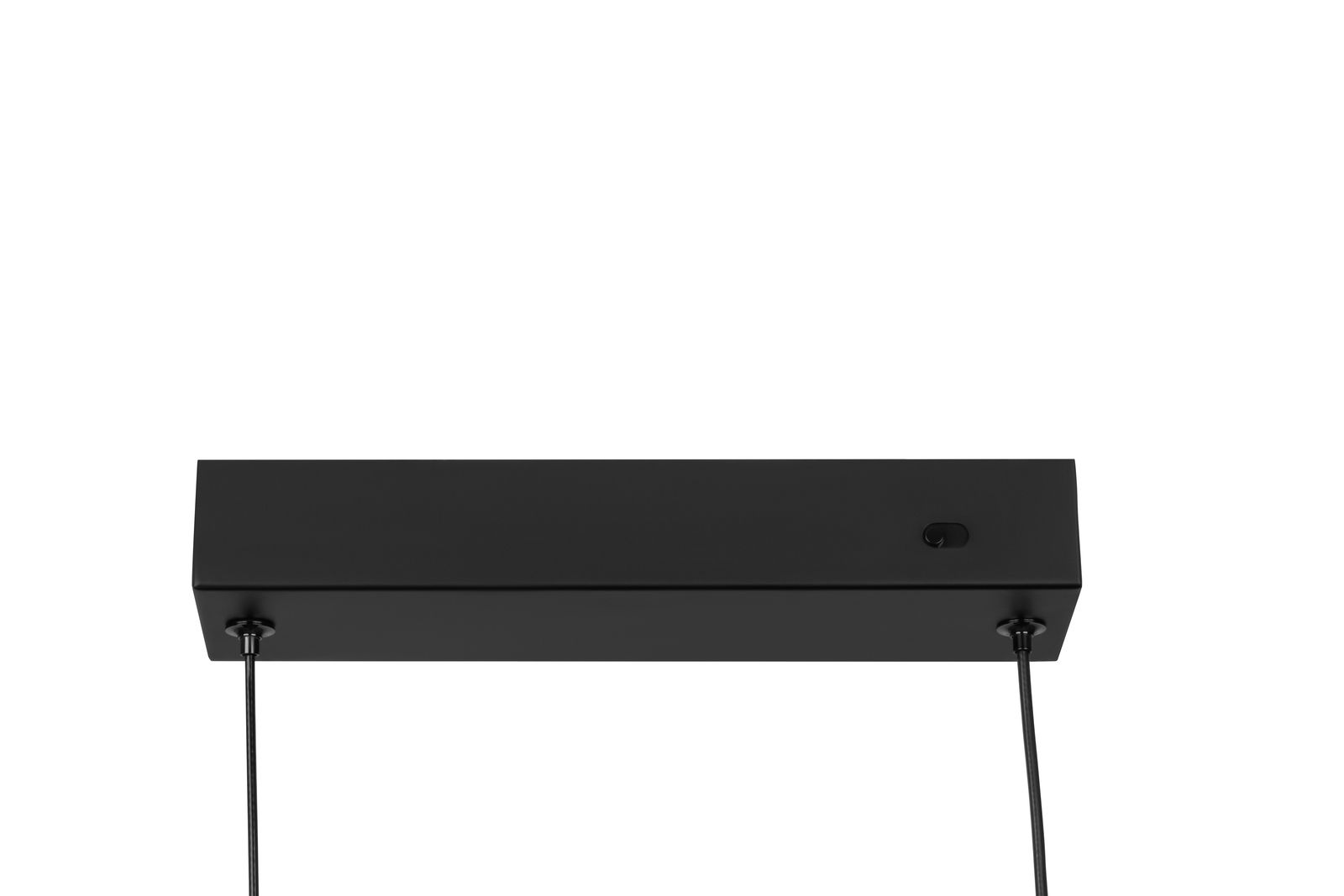 Schwarze rechteckige Deckenhalterung einer LED-Hängeleuchte, von unten betrachtet.