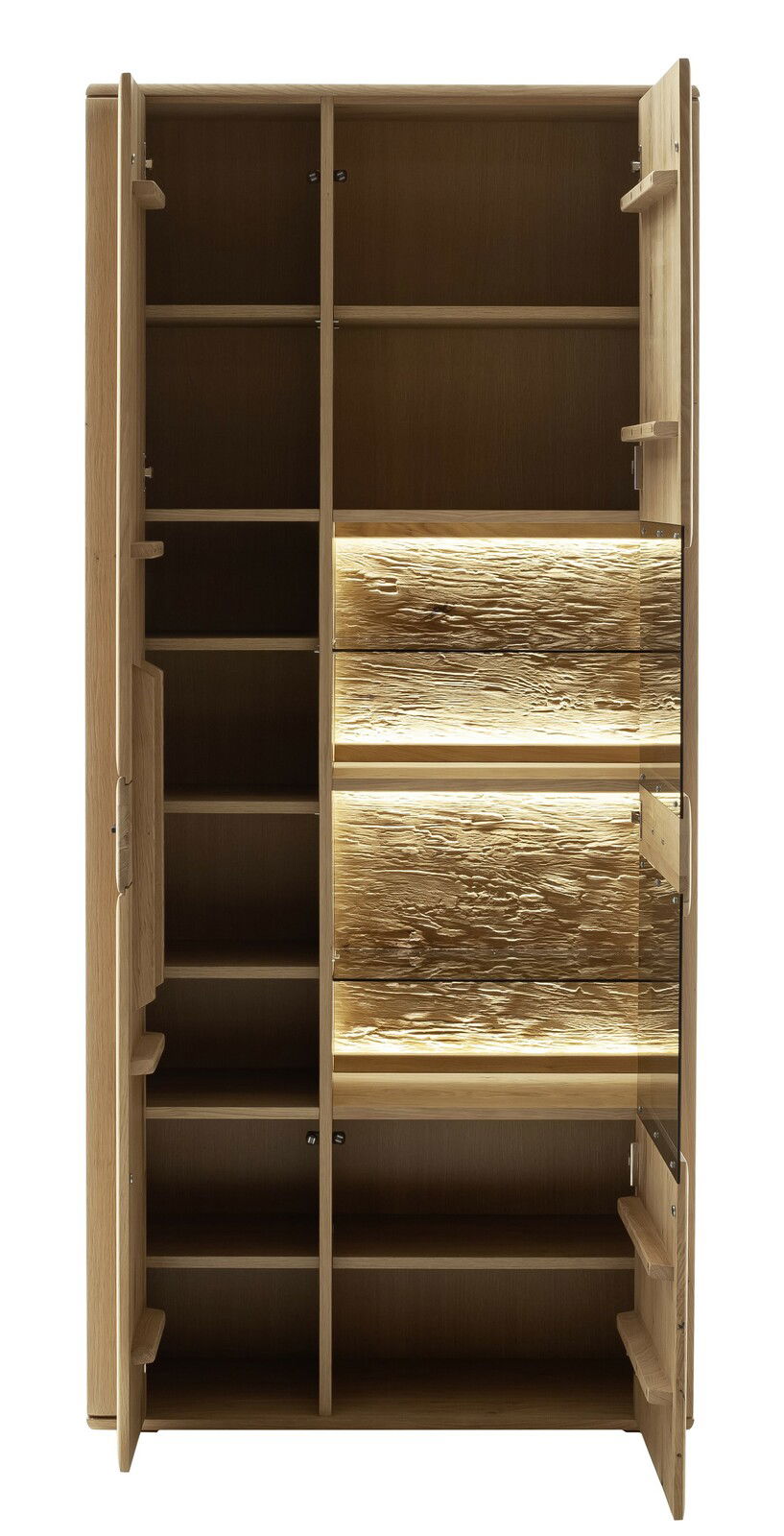 Kombi-Vitrine aus Holz mit geöffneter Frontansicht, mehreren Regalböden und beleuchteten Abschnitten.