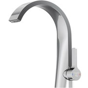 Moderner Waschtisch-Einhebelmischer in seitlicher Perspektive, glänzend verchromt mit elegantem, gebogenem Auslauf.