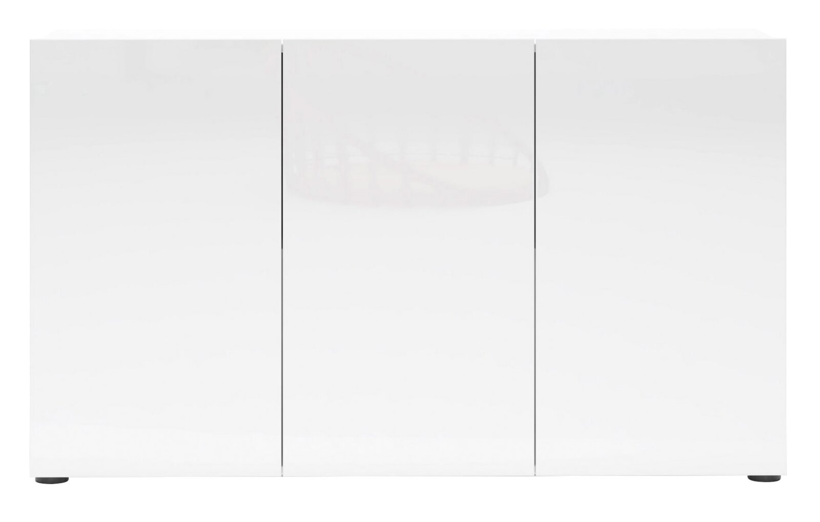 Weiße, moderne Kommode mit drei Türen, frontale Ansicht