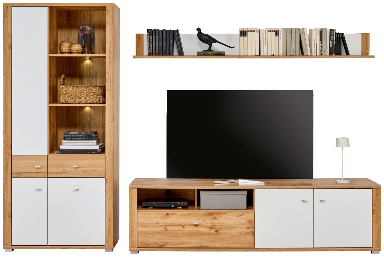 Wohnwand in Holzoptik mit weißen Elementen, bestehend aus einem hohen Regal mit Beleuchtung, einem TV-Schrank und einem Wandregal, frontal betrachtet.