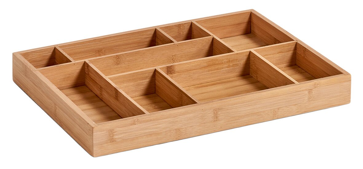 Schubladen-Organizer aus Holz mit mehreren Fächern, perspektivisch von oben fotografiert.