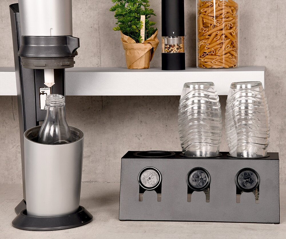 Kesper Flaschenhalter Flaschenhalter in schwarz matt, frontalansicht mit zwei umgedrehten Flaschen.