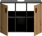 Frontansicht eines modernen Badezimmerschranks/Waschtischunterschranks in Schwarz mit zwei geöffneten Türen aus Holzlamellen und schwarzen Griffen, innen mit Regalböden