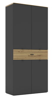 Hochformatiger XL-Schuhschrank in dunklem Grau mit Holzdetails in der Mitte, Frontalansicht